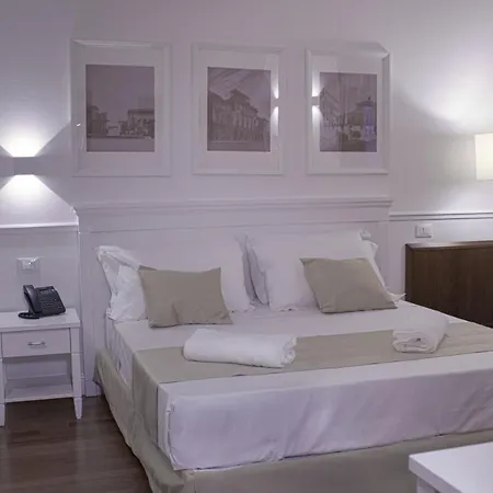 Hotel Palazzo Sant'elena 3*
