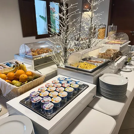 Palazzo Sant'elena Historic Hotel Foggia